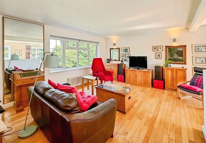 2 Bedroom Apartment To Rent In Westminster Court, AL1