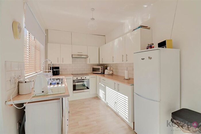 3 Bedroom Semi Detached House For Sale In Portland Street, Whitwell, Worksop, S80