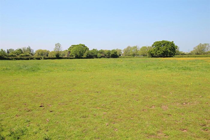 Farm Land To Rent In Pony Grazing And Stabling, Ashton, Nr Bainton, PE9