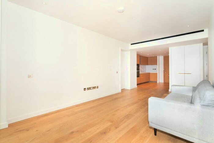 2 Bedroom Apartment To Rent In Wilshire House, Prospect Way, Battersea, SW11