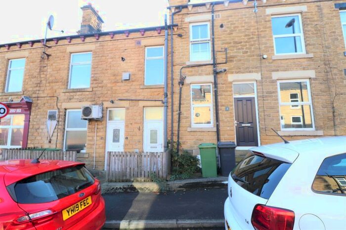1 Bedroom Apartment To Rent In Nunthorpe Road, Leeds, LS13