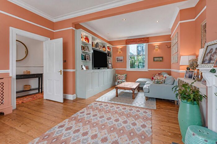 4 Bedroom End Of Terrace House For Sale In Wadham Road, London, SW15