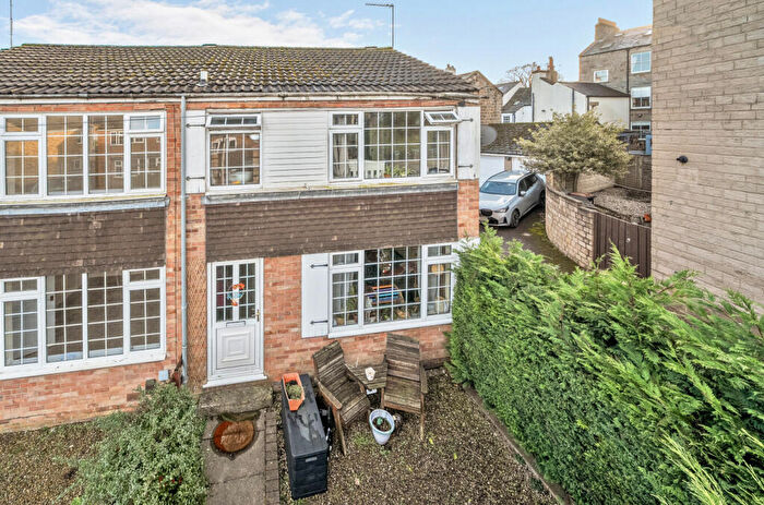 3 Bedroom End Of Terrace House For Sale In Harrogate, North Yorkshire, HG1