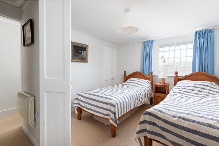 2 Bedroom End Of Terrace House For Sale In Sennen Cove, TR19