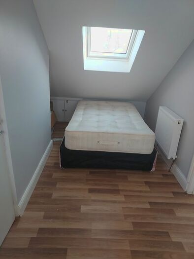 Studio To Rent In Doris Avenue, Erith, DA8