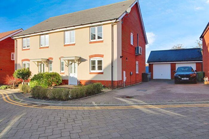 4 Bedroom Semi Detached House For Sale In Gorse Crescent, St. Neots, PE19