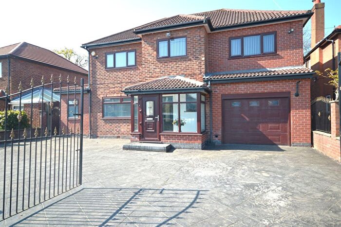 5 Bedroom Detached House To Rent In Kingsway, Gatley, Cheadle, SK8