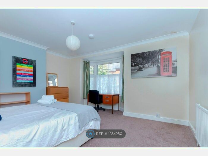 5 Bedroom Terraced House To Rent In Lorne Road, Leicester LE2