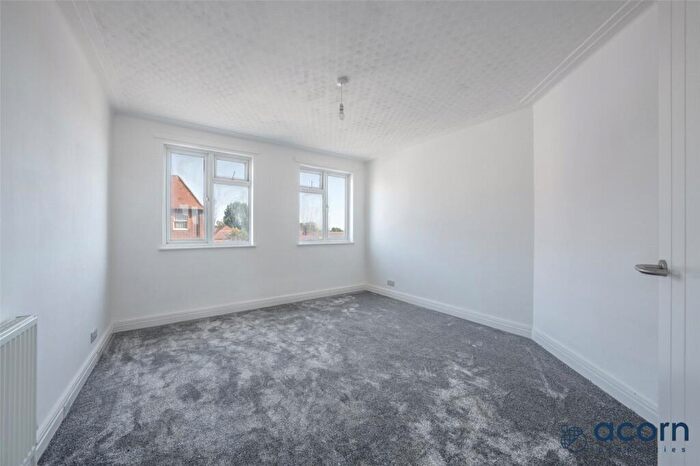 2 Bedroom Apartment To Rent In Apex Court, Selvage Lane, London, NW7