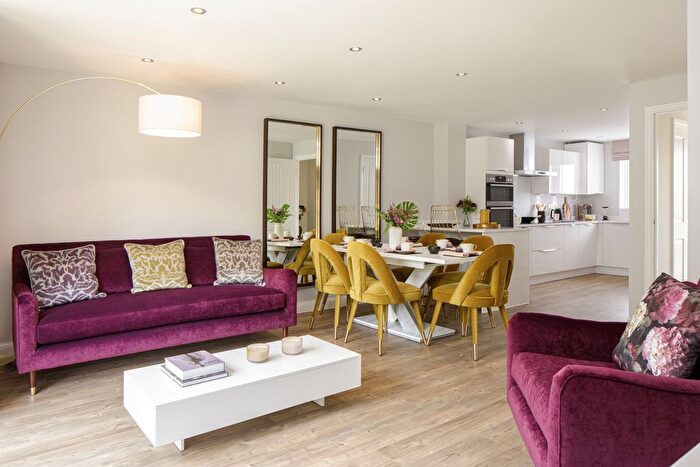 4 Bedroom End Of Terrace House For Sale In "Fitzwilliam" At Cambridge Road, Cambridge, CB3