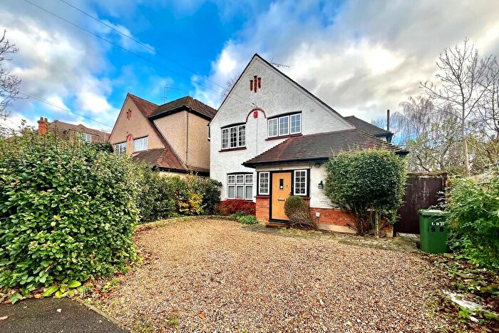 4 Bedroom Detached House To Rent In Pinner, Middlesex, HA5