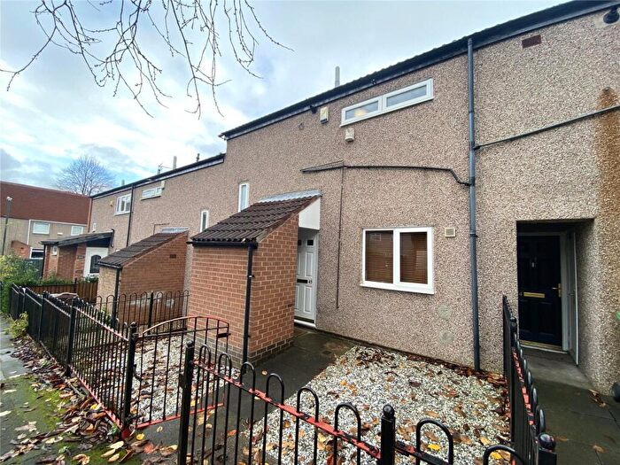 2 Bedroom Terraced House To Rent In Nine Acre Gardens, NG6