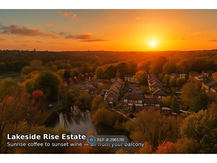 2 Bedroom Flat To Rent In Lakeside Rise, Manchester, M9