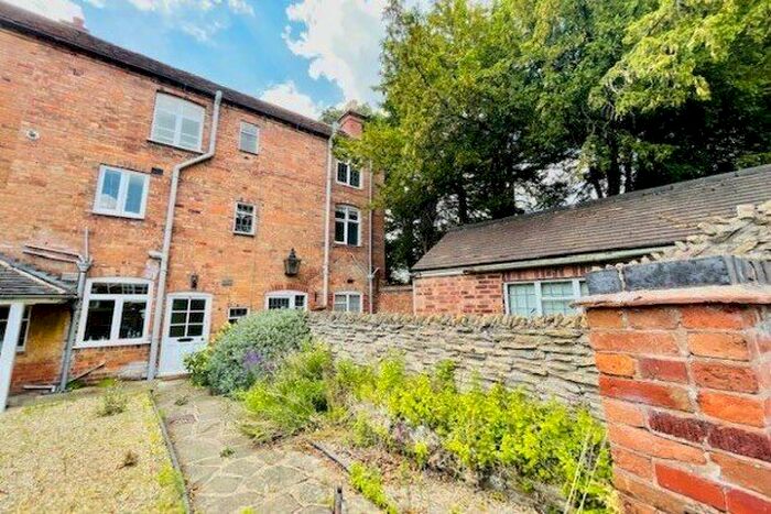 3 Bedroom Terraced House To Rent In Vicarage Road, Leamington Spa, CV32