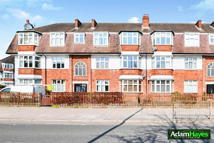 2 Bedroom Apartment For Sale In East End Road, East Finchley, N2