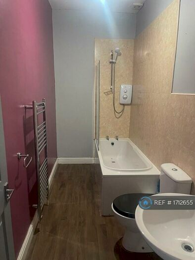 2 Bedroom Terraced House To Rent In Blackhouse Road, Huddersfield, HD2