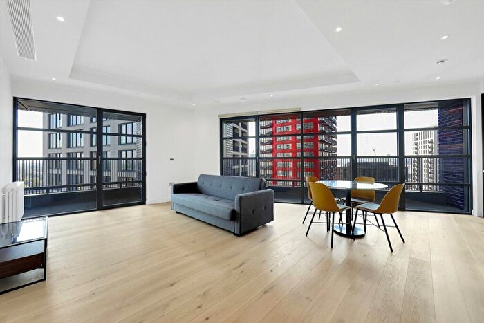 1 Bedroom Apartment To Rent In Bridgewater House, Lookout Lane, London, E14