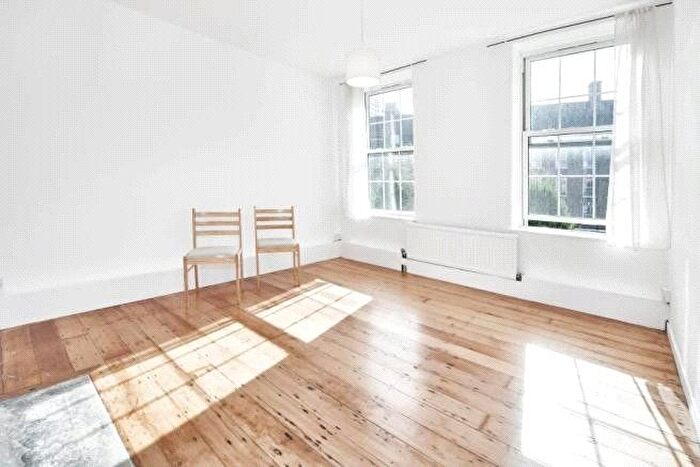 1 Bedroom Flat To Rent In Brune House, Bell Lane, E1
