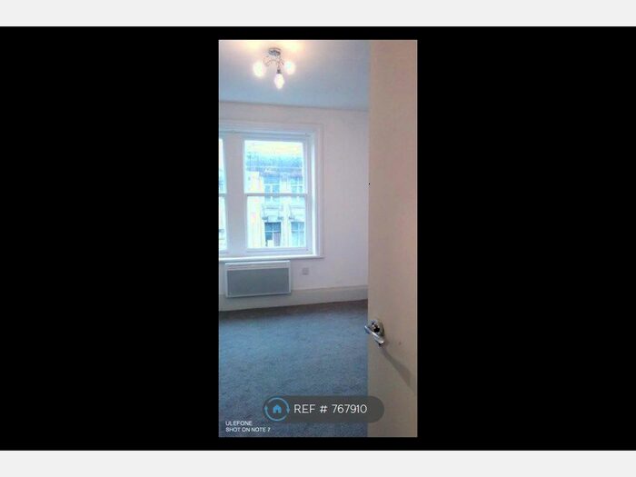 1 Bedroom Flat To Rent In North Street, Keighley, BD21