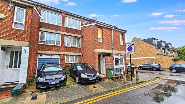 5 Bedroom Terraced House For Sale In Davern Close, London, SE10