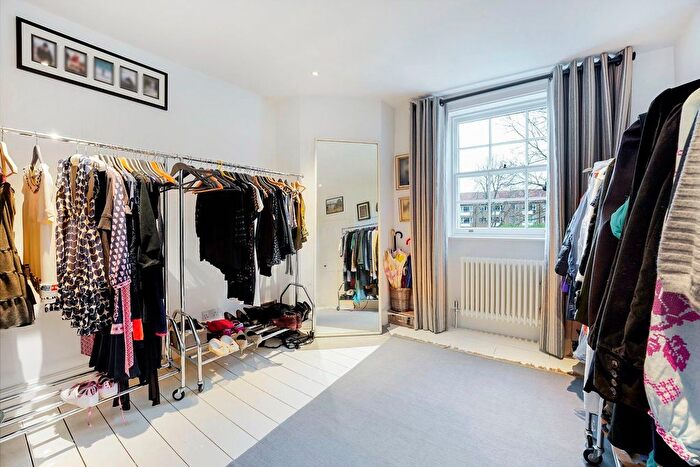 4 Bedroom Terraced House To Rent In Cheyne Walk, London, SW10