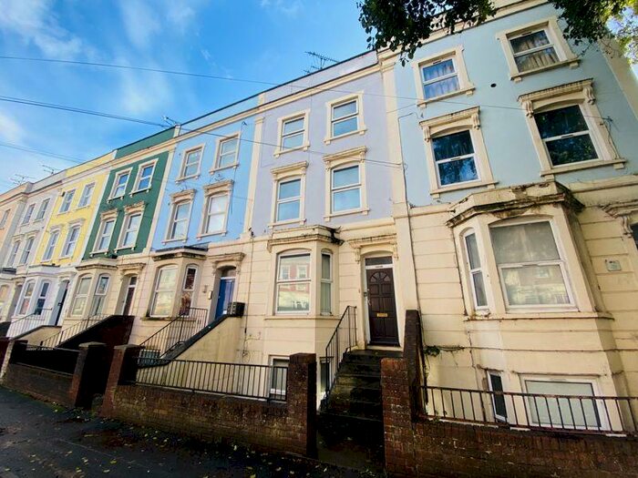 2 Bedroom Maisonette To Rent In City Road, Bristol, BS2