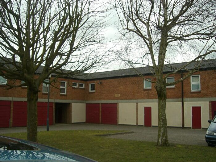 3 Bedroom Flat To Rent In Brooke Mews, Wellingborough, Northamptonshire, NN8