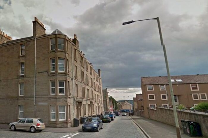 2 Bedroom Flat To Rent In Ogilvie Street, Dundee, DD4