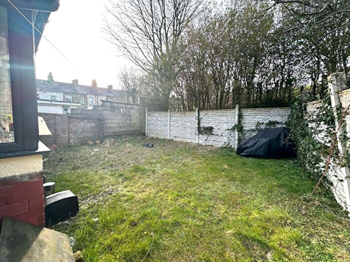 2 Bedroom Bungalow To Rent In Leopold Road, Blackburn, BB2
