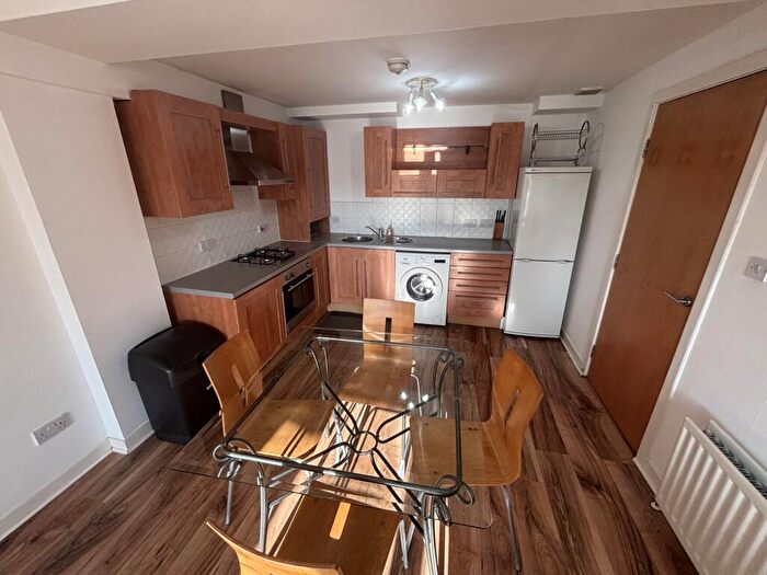 2 Bedroom Apartment To Rent In Moir Street, Glasgow, G1