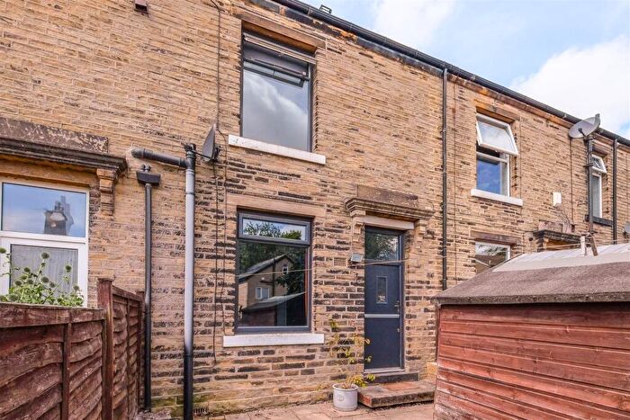 2 Bedroom Terraced House For Sale In Park View, Lightcliffe, Halifax, HX3