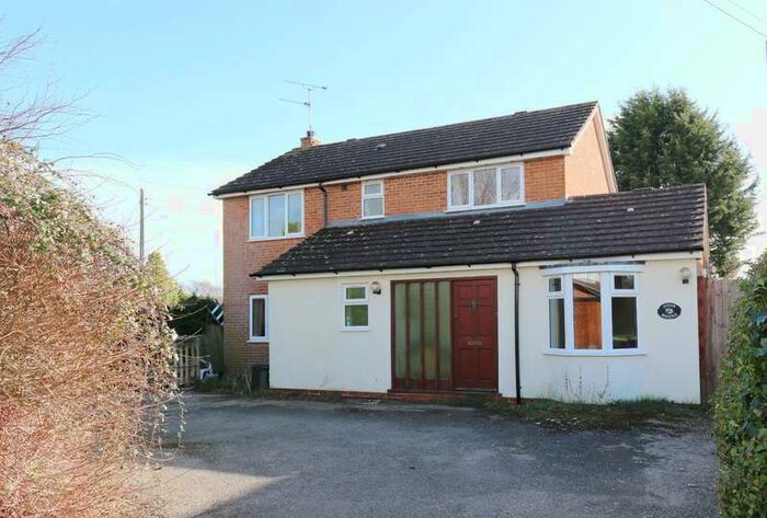 4 Bedroom Detached House For Sale In Kings Coughton Lane, Kings Coughton, Alcester, B49