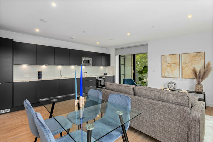 1 Bedroom Flat To Rent In London Road, London, E13