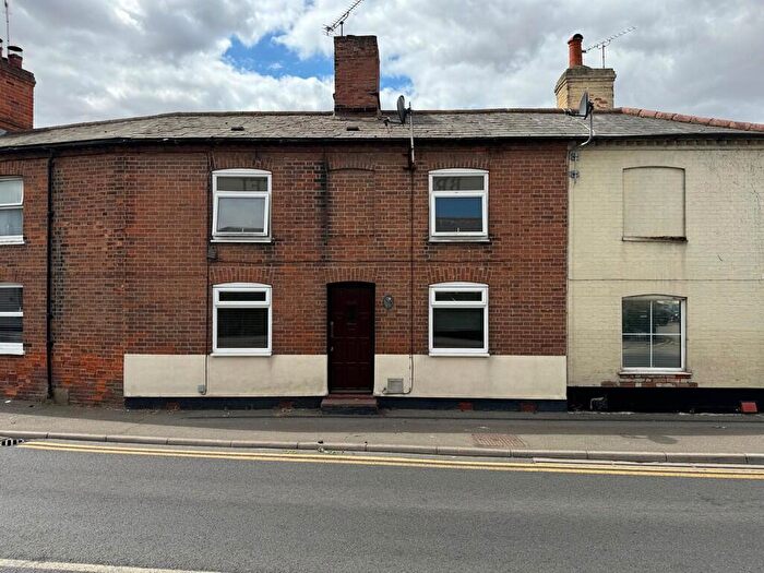 2 Bedroom Terraced House For Sale In The Square, Heybridge, Maldon, CM9