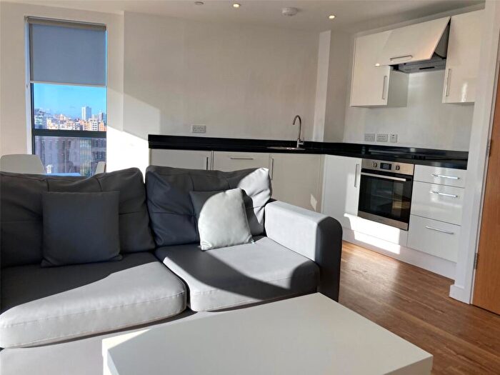 2 Bedroom Flat To Rent In Aire, Cross Green Lane, LS9