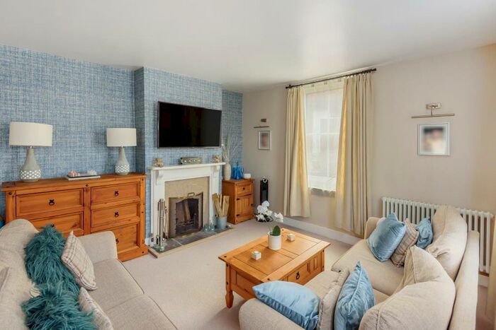 4 Bedroom Detached House For Sale In Chieveley, Berkshire, RG20