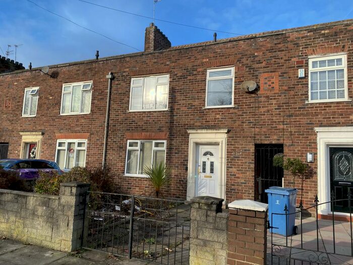 3 Bedroom House To Rent In Utting Avenue East, ***Available With Zero Deposit***, L11