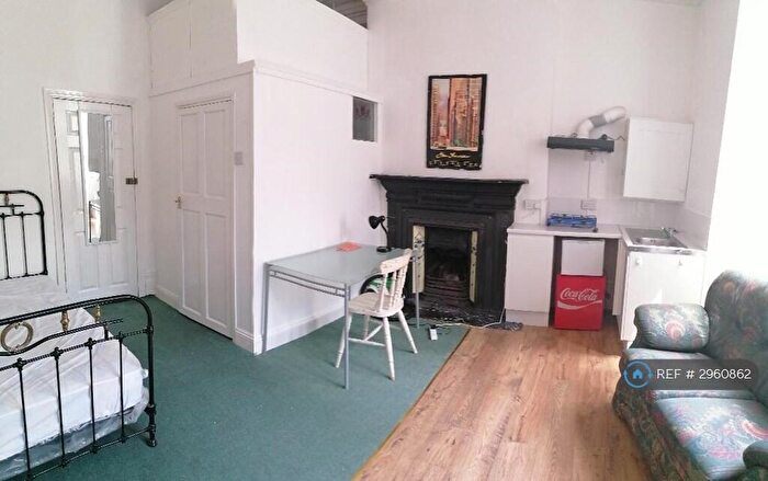 1 Bedroom Flat To Rent In Ravenswood Road, Bristol, BS6