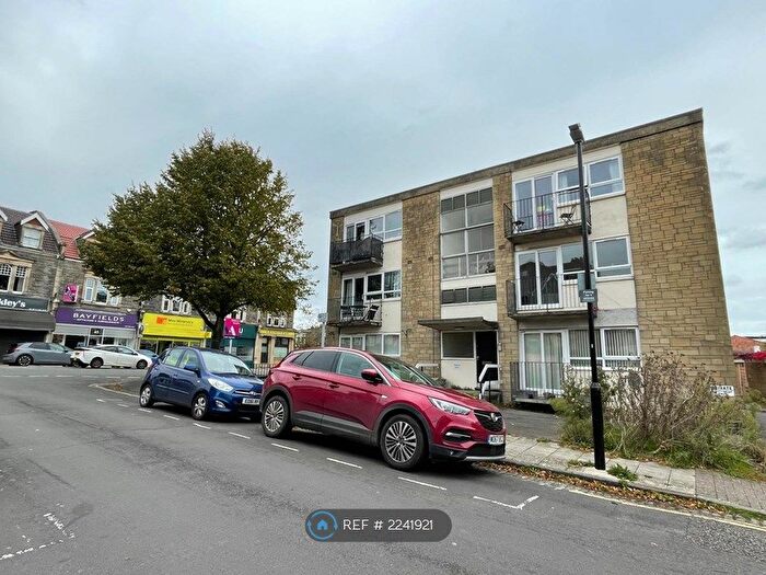 2 Bedroom Flat To Rent In Holmes Grove, Bristol, BS9