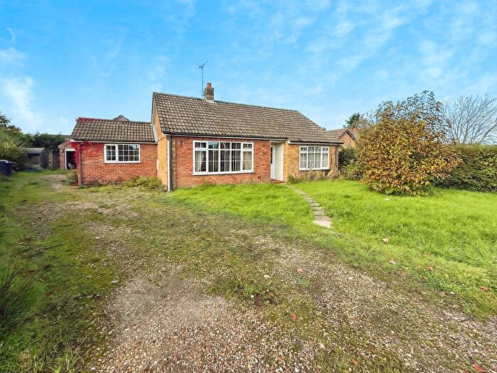 3 Bedroom Bungalow For Sale In High Street, Skellingthorpe, LN6