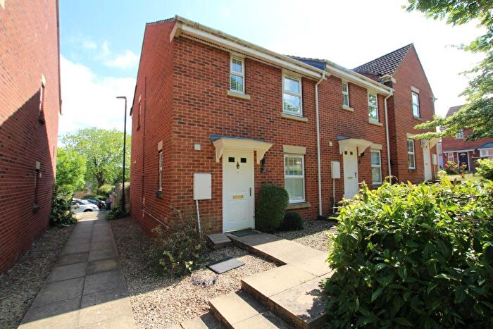 3 Bedroom End Of Terrace House To Rent In Casson Drive - Stoke Park, BS16