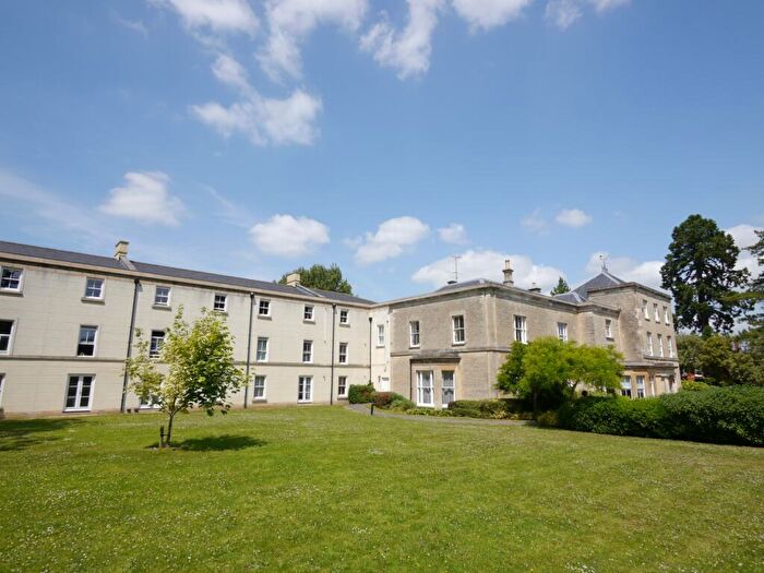 2 Bedroom Apartment To Rent In Chesterton Lane, Cirencester, GL7