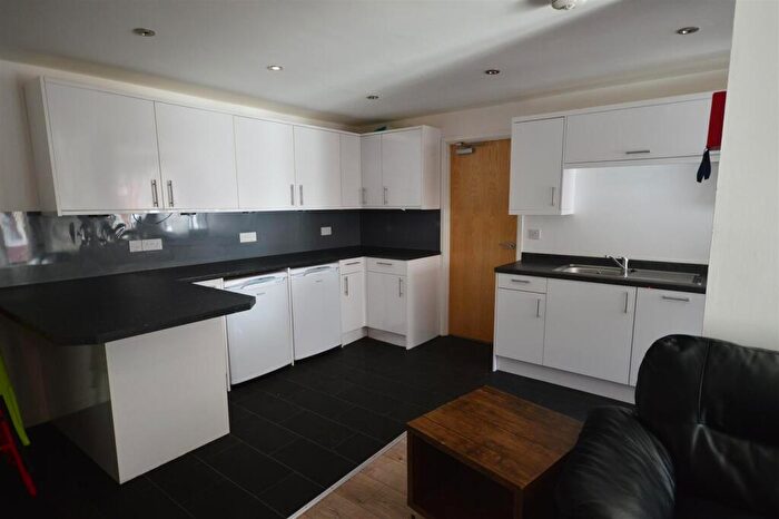 1 Bedroom Flat To Rent In Rooms Available At The Forum, Tiverton Way, CB1