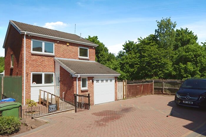 4 Bedroom Detached House For Sale In Beckton Court, Waterthorpe, Sheffield, South Yorkshire, S20