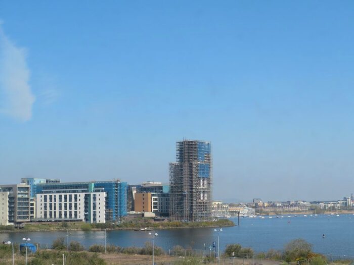 2 Bedroom Flat To Rent In Empire Way, Cardiff, CF11