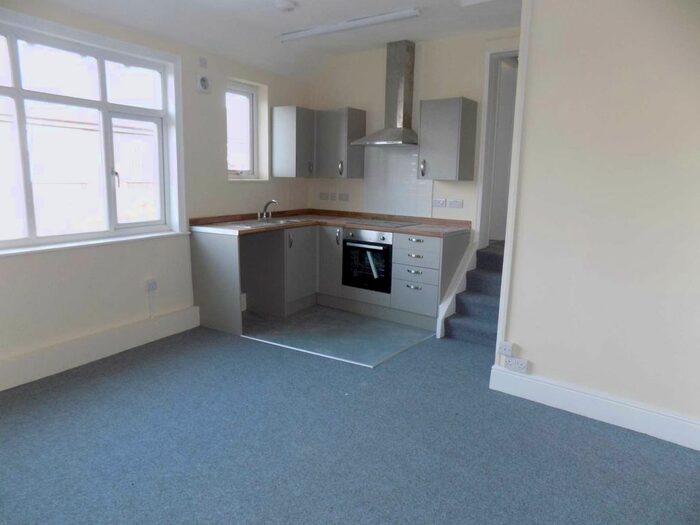 1 Bedroom Flat To Rent In Pierce Street, Queensferry, CH5