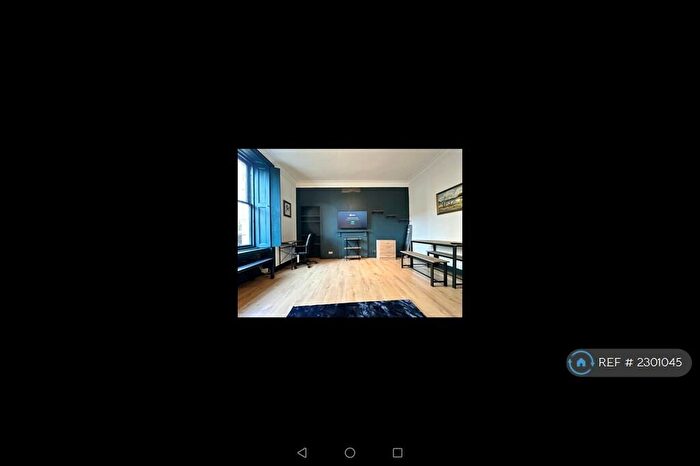 1 Bedroom Flat To Rent In Munro Place, Edinburgh, EH3