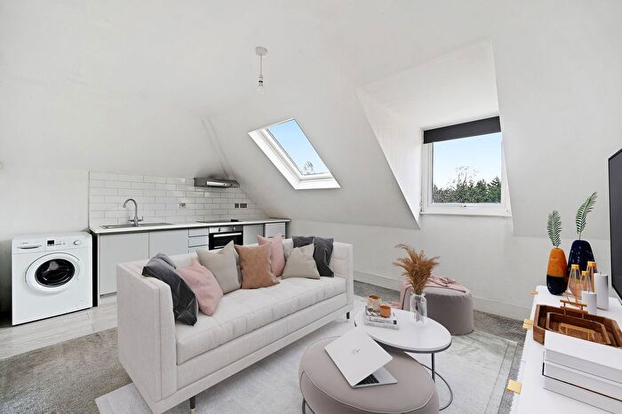 1 Bedroom Flat To Rent In Egmont Road, Sutton, SM2