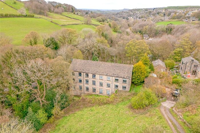 2 Bedroom Flat For Sale In Green Lane Mill, Green Lane, Holmfirth, HD9