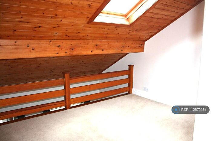 1 Bedroom Semi-Detached House To Rent In Silk Mill Approach, Leeds, LS16